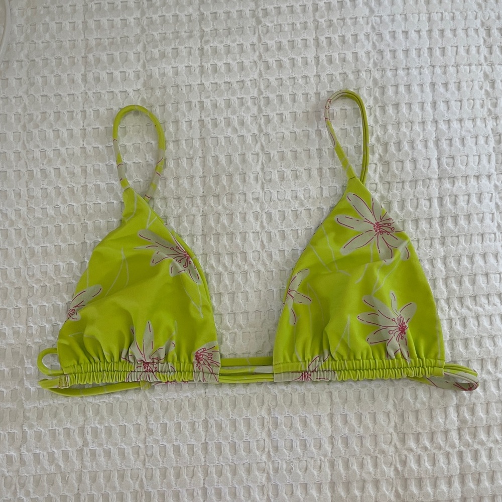 Benoa Bikini Top